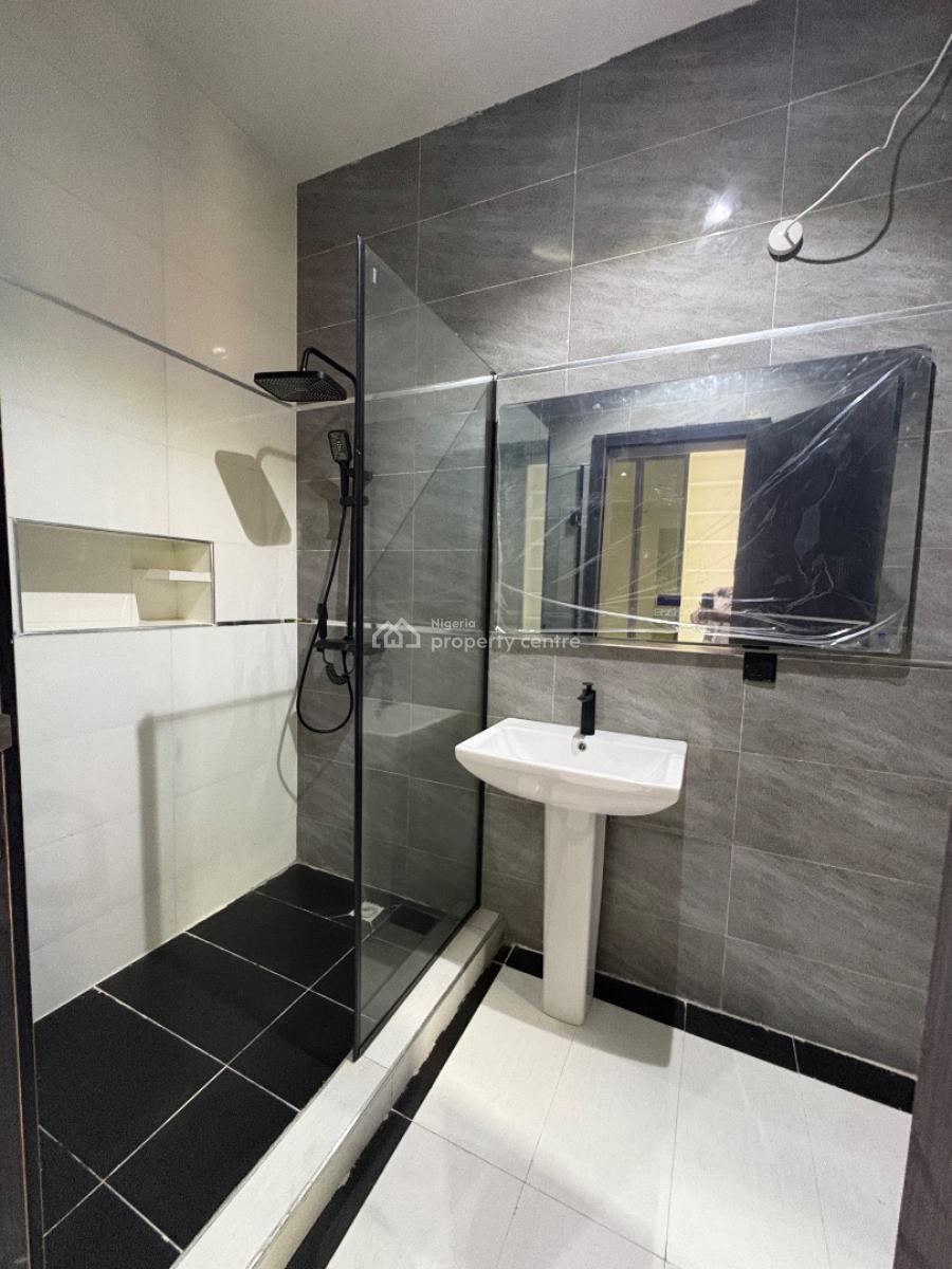 2bedroom and 3bedroom Apartment, Lekki Phase 1 Axis, Lekki, Lagos, Block of Flats for Sale