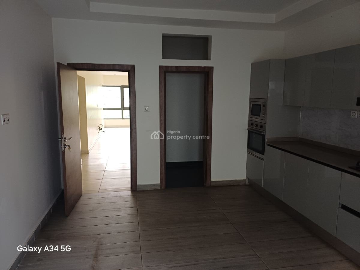3 Bedrooms Flat with 1 Room Bq, Near Tak Continental Restaurant, Life Camp, Abuja, Flat / Apartment for Rent