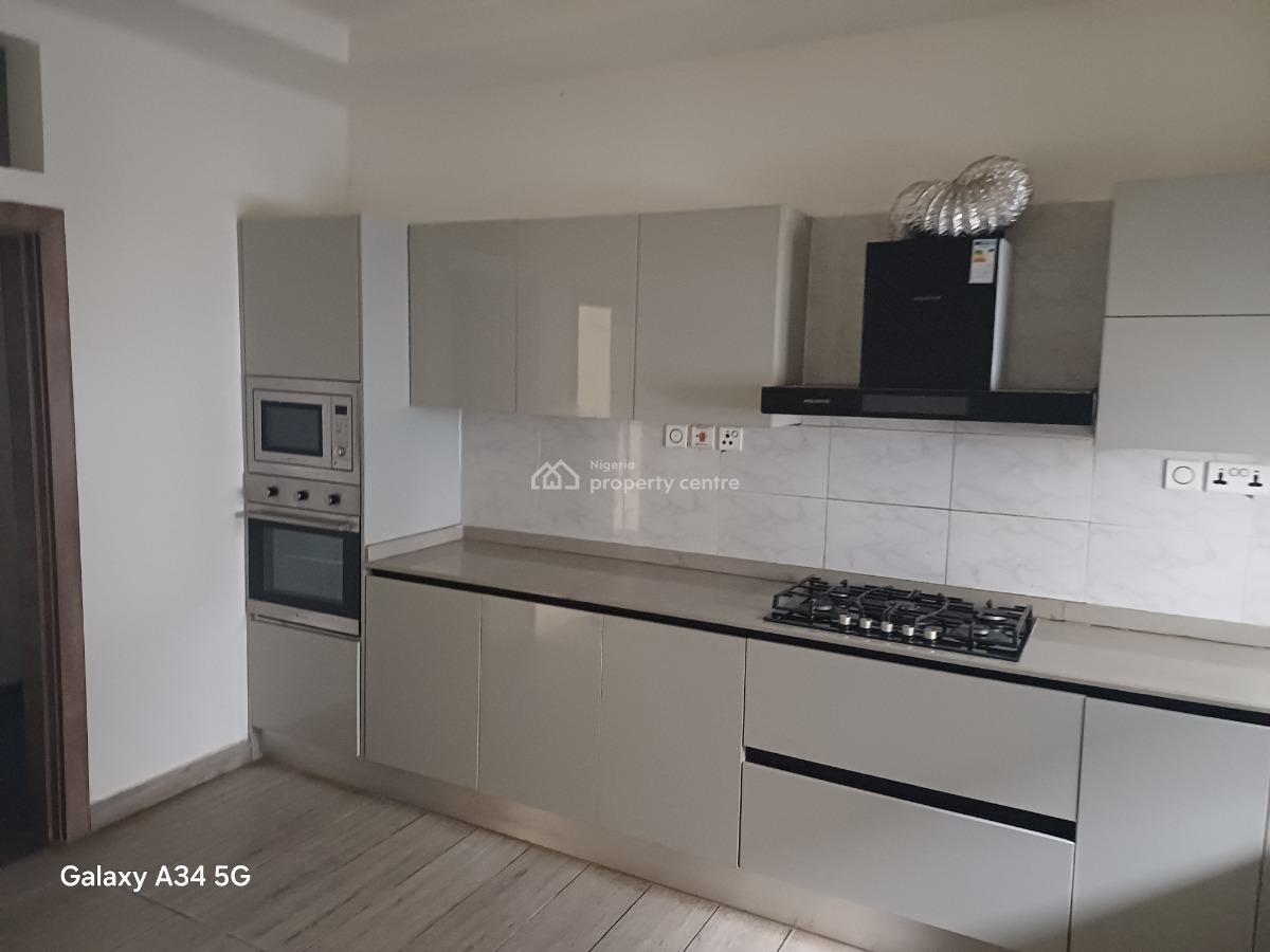 3 Bedrooms Flat with 1 Room Bq, Near Tak Continental Restaurant, Life Camp, Abuja, Flat / Apartment for Rent