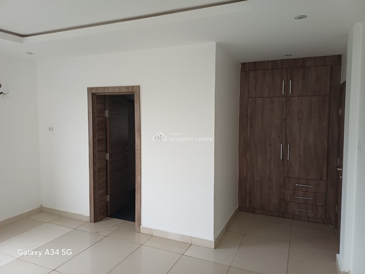 3 Bedrooms Flat with 1 Room Bq, Near Tak Continental Restaurant, Life Camp, Abuja, Flat / Apartment for Rent