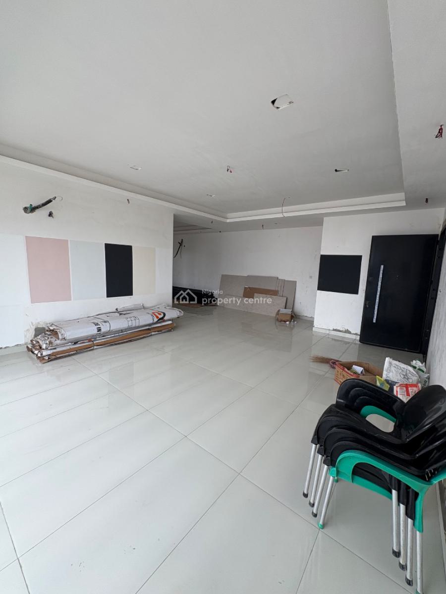 a Spacious 3bedroom /2bedroom Apartment, Ikate, Ikate, Lekki, Lagos, Block of Flats for Sale