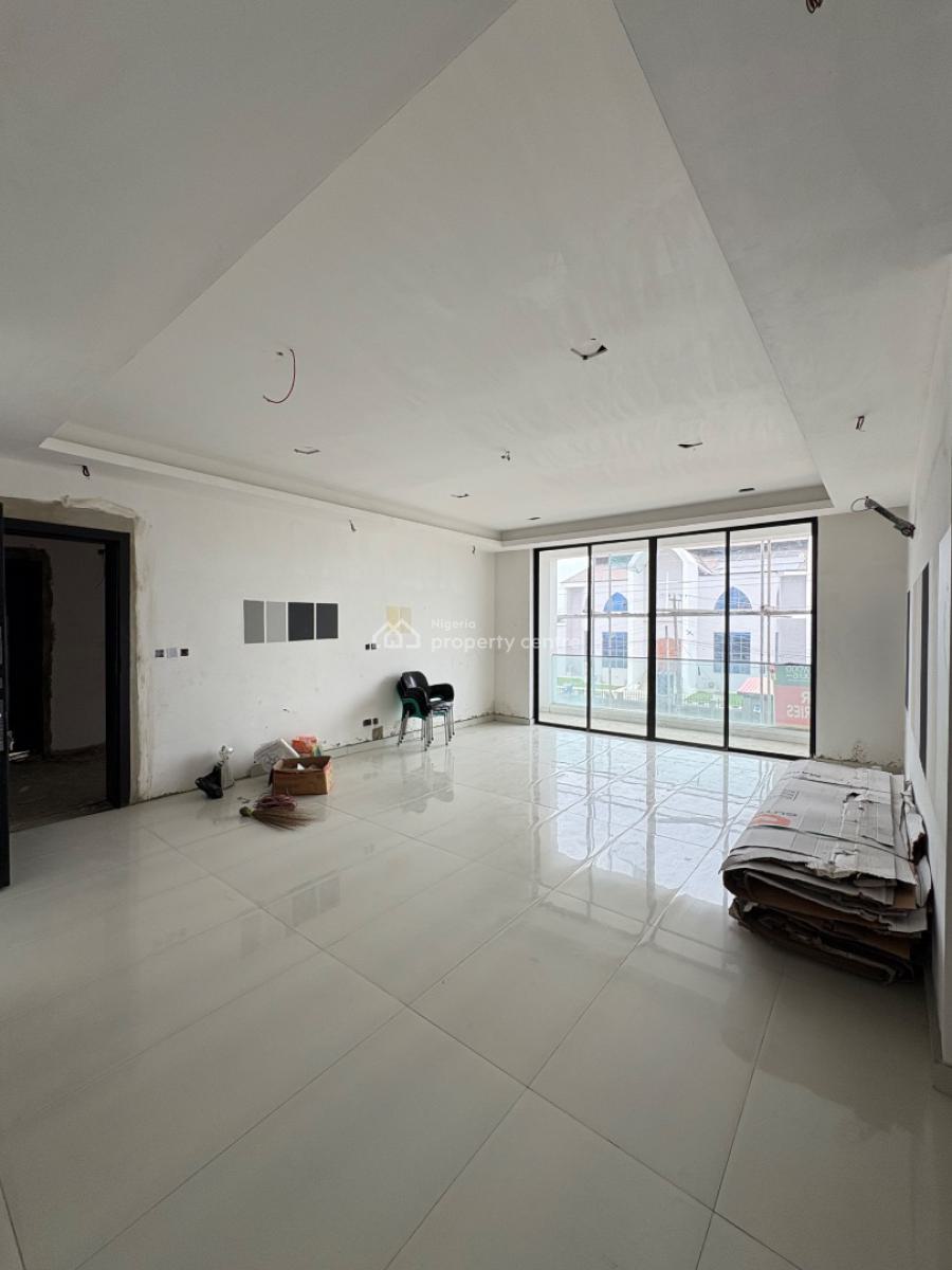 a Spacious 3bedroom /2bedroom Apartment, Ikate, Ikate, Lekki, Lagos, Block of Flats for Sale