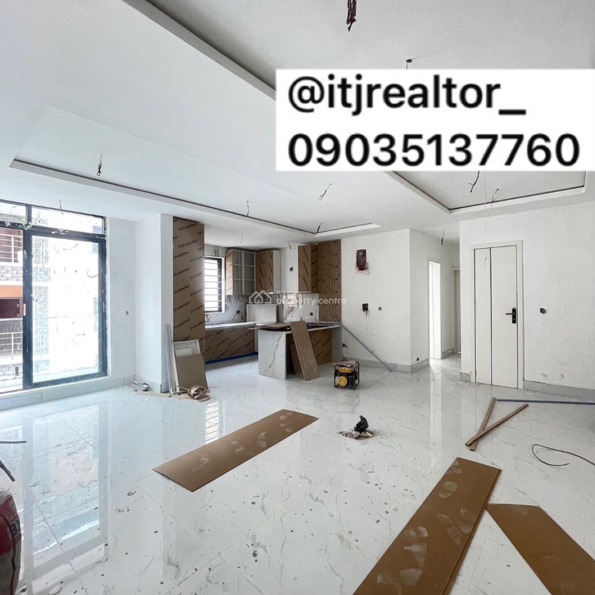 Lovely 2 Bedroom Apartment with Bq, Lekki Phase 1, Lekki Phase 1, Lekki, Lagos, Block of Flats for Sale