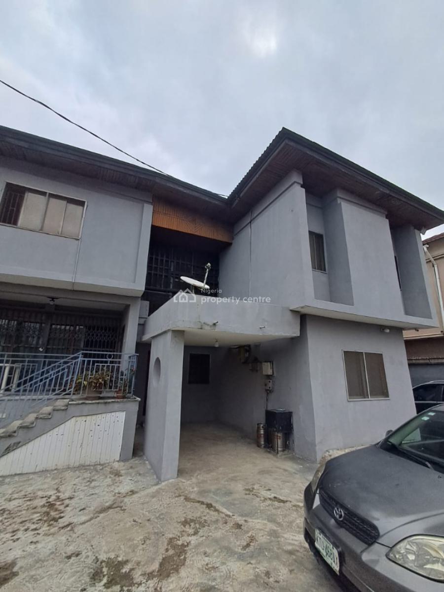 Block of Flats, Surulere, Lagos, Flat / Apartment for Sale