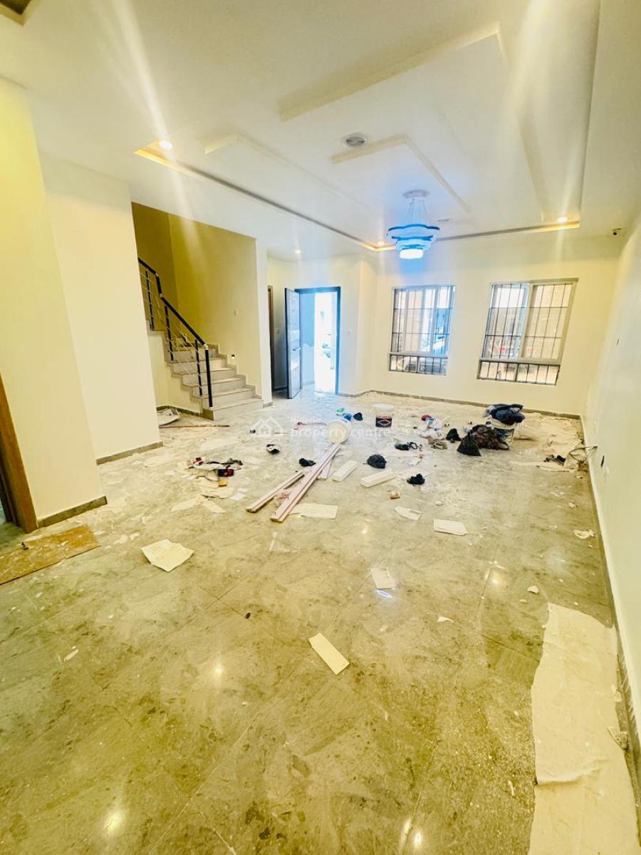 Serviced 3bedrooms Maisonette with Bq, Ikate Lekki, Lekki, Lagos, Terraced Duplex for Rent