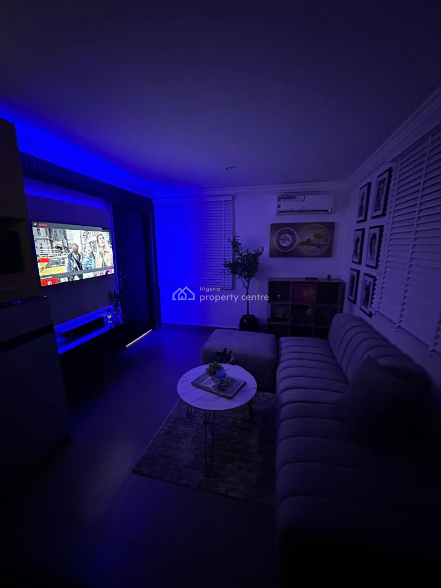New Cozy Spacious Studio Apartment Pool and Gym Oxygen Condo Periwinkl, Lekki Phase 1, Lekki, Lagos, Flat / Apartment Short Let