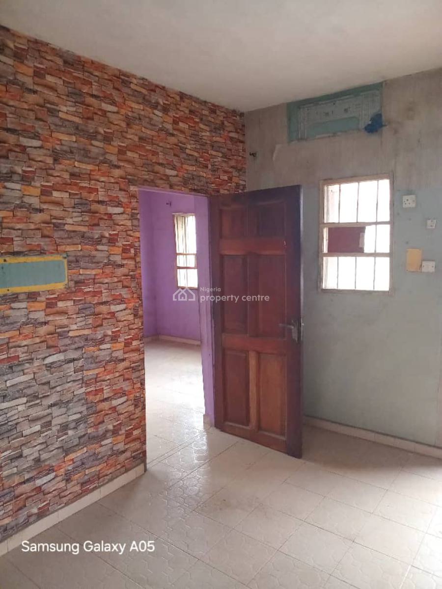 Mini Flat, Emid Close, Ejigbo, Lagos, Mini Flat (room and Parlour) for Rent