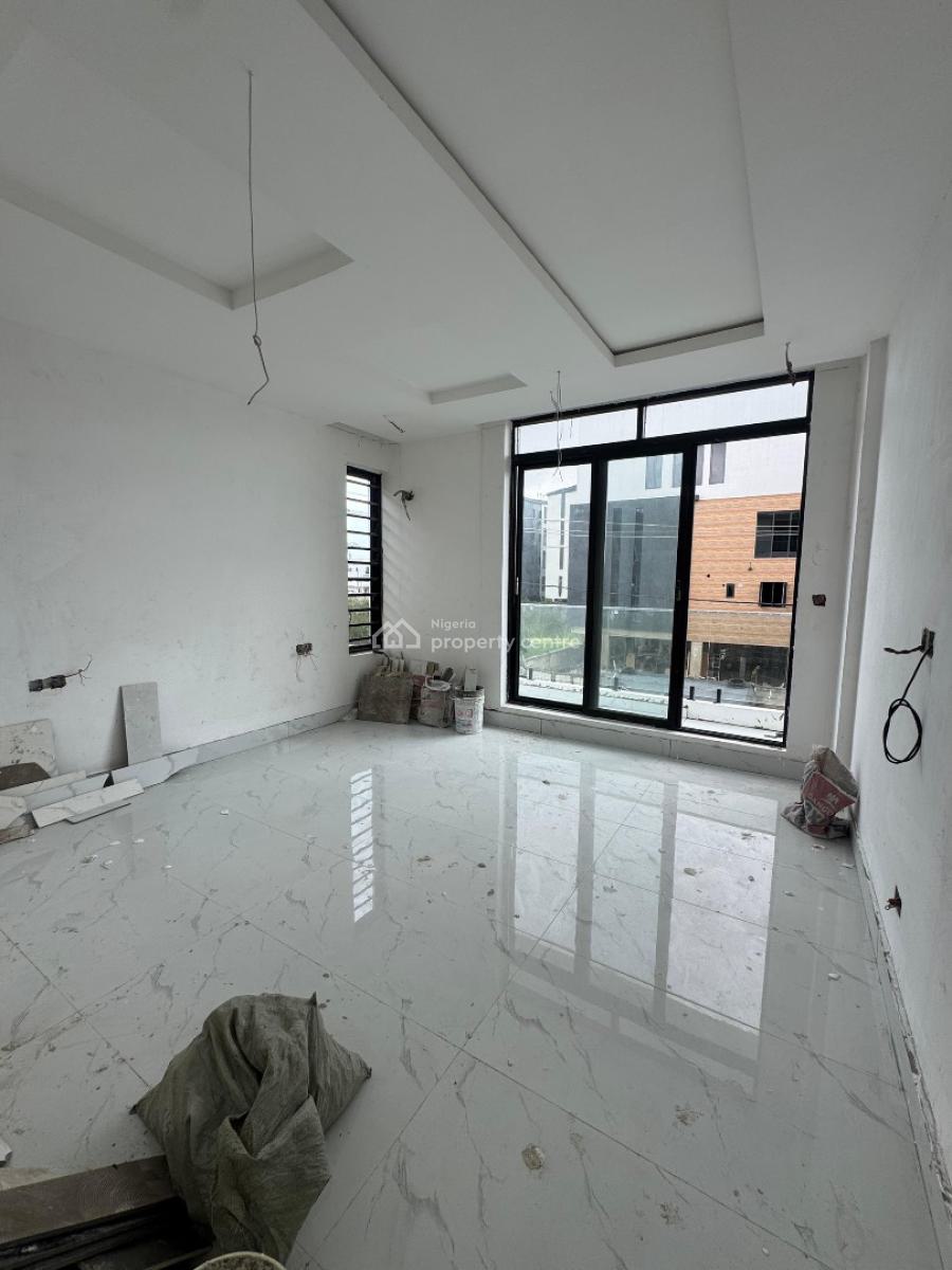 Affordable Newly Built 2 Bedroom Apartment with Amazing Features, Lekki Phase 1, Lekki, Lagos, Block of Flats for Sale