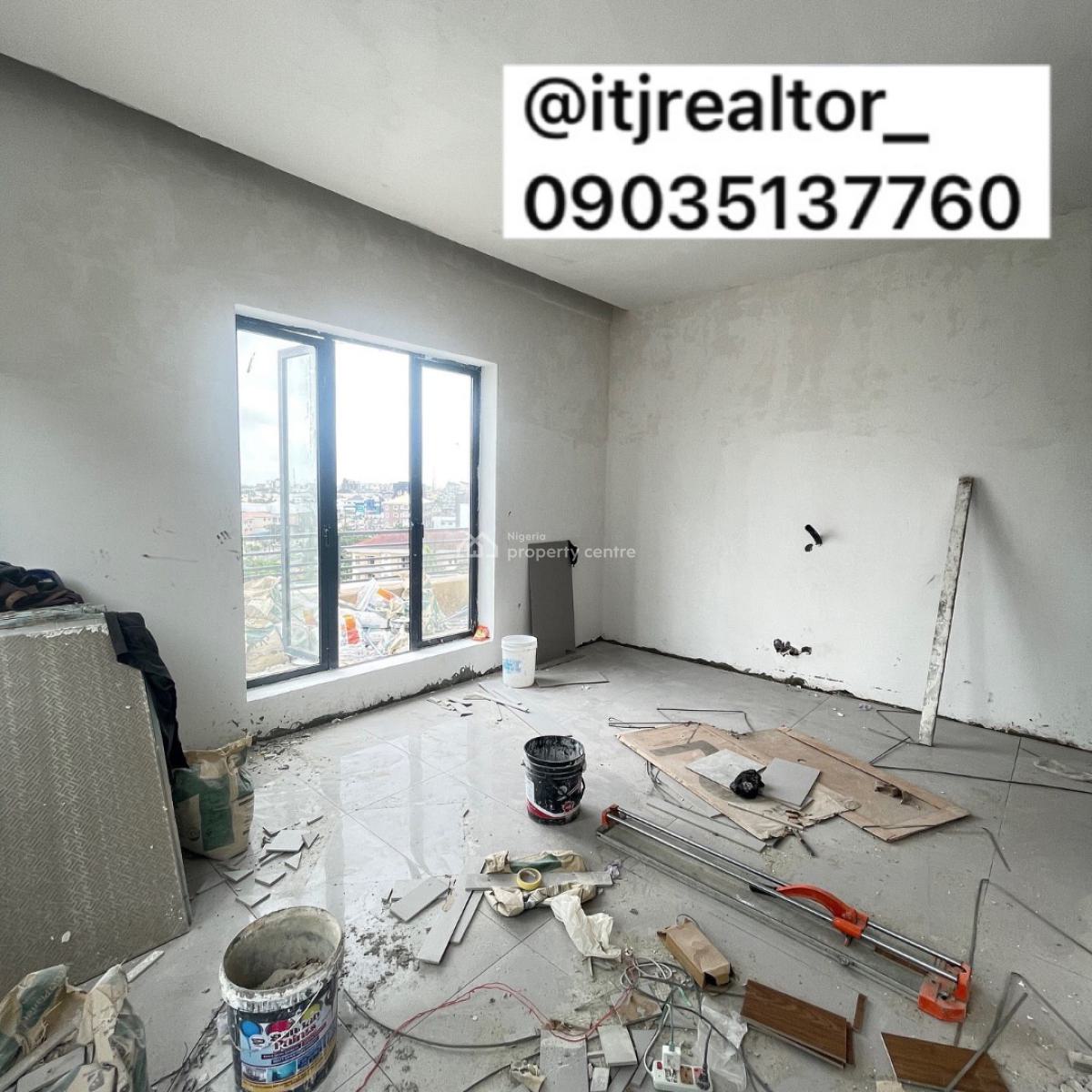 Lovely 2 Bedroom Penthouse with Swimming Pool and Gym, Lekki Phase 1, Lekki Phase 1, Lekki, Lagos, Detached Duplex for Sale