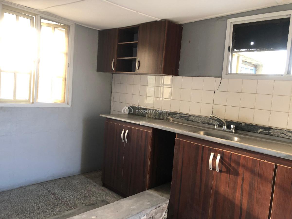 2 Bedroom Penthouse and Ground Floor Flat, Herbert Macaulay Way, Yaba , Lagos., Yaba, Lagos, Flat / Apartment for Rent