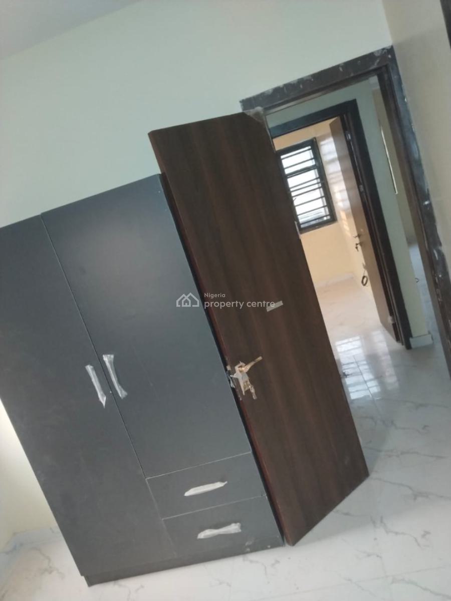 Standard Newly Built 2bed Room Flat, Shomolu, Lagos, Flat / Apartment for Rent