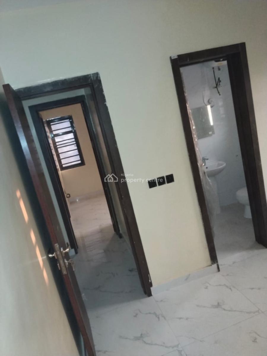 Standard Newly Built 2bed Room Flat, Shomolu, Lagos, Flat / Apartment for Rent