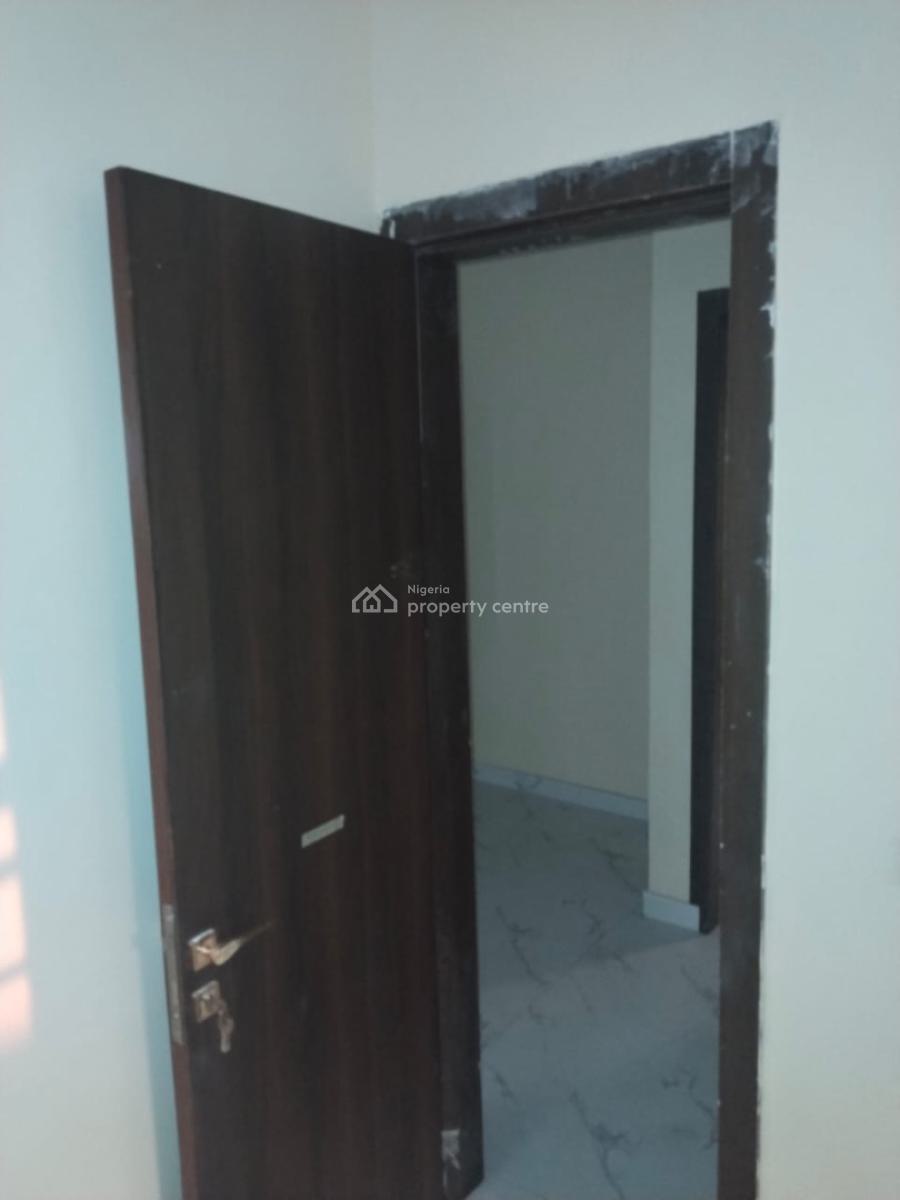 Standard Newly Built 2bed Room Flat, Shomolu, Lagos, Flat / Apartment for Rent