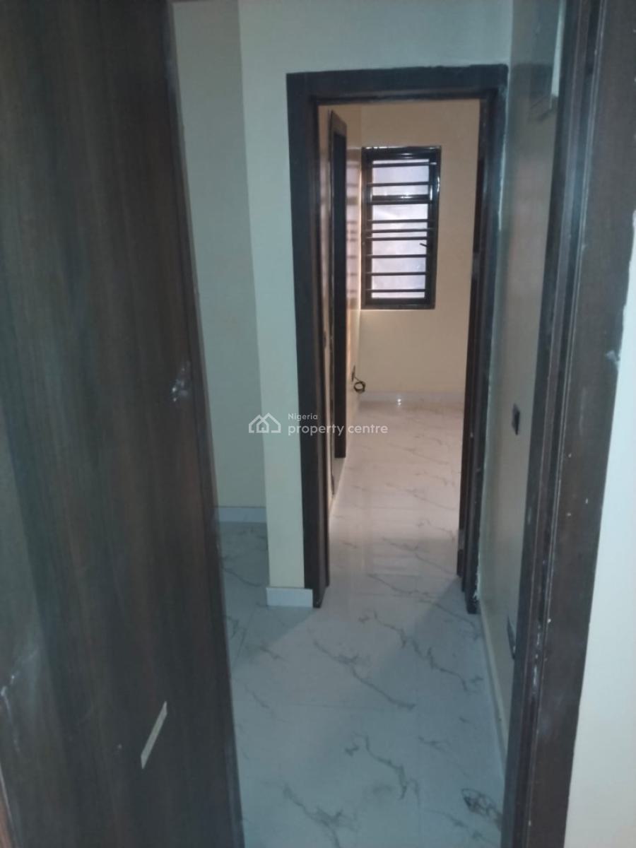 Standard Newly Built 2bed Room Flat, Shomolu, Lagos, Flat / Apartment for Rent