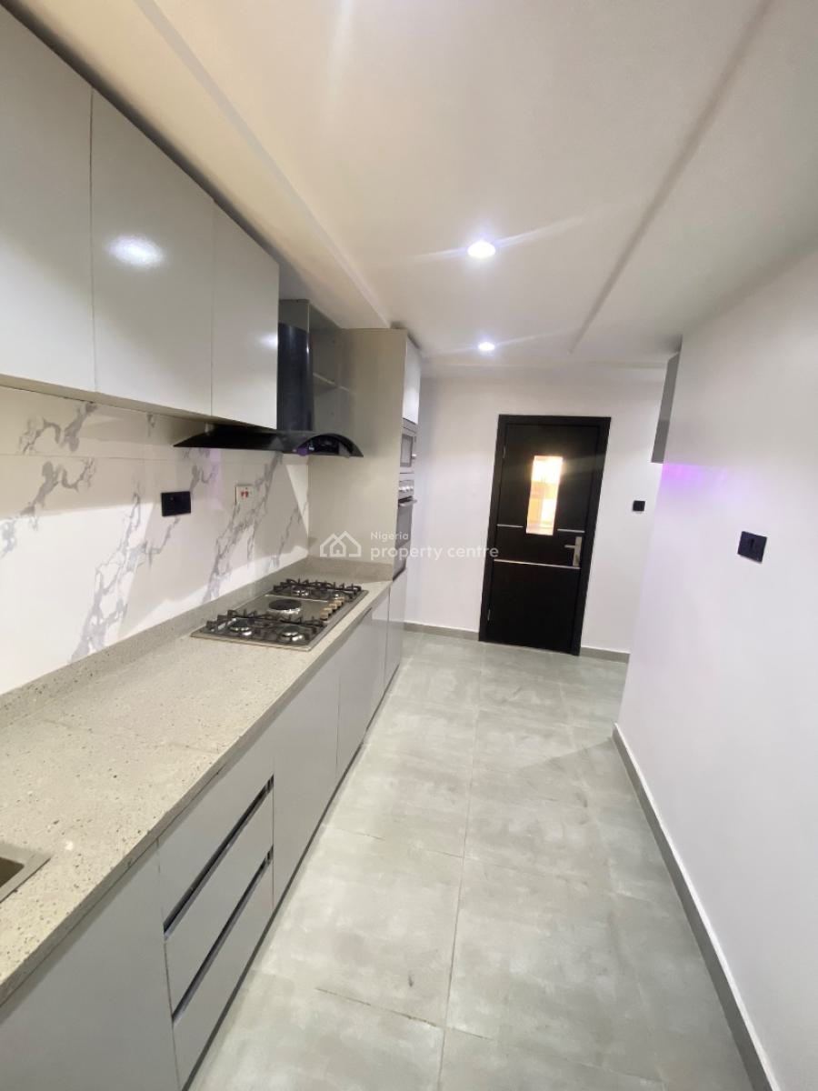 Luxury 3bedroom with Bq, Off Babatunde Anjose, Lekki Phase 1, Lekki, Lagos, Flat / Apartment for Sale