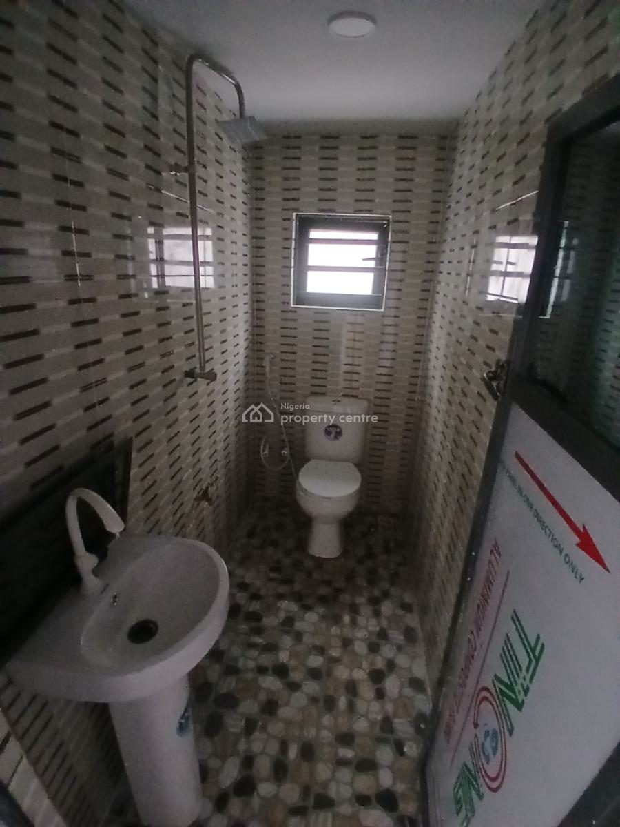 Newly Built 3bedroom Flat, Alexander, Oluyole Extension, Ibadan, Oyo, Flat / Apartment for Rent