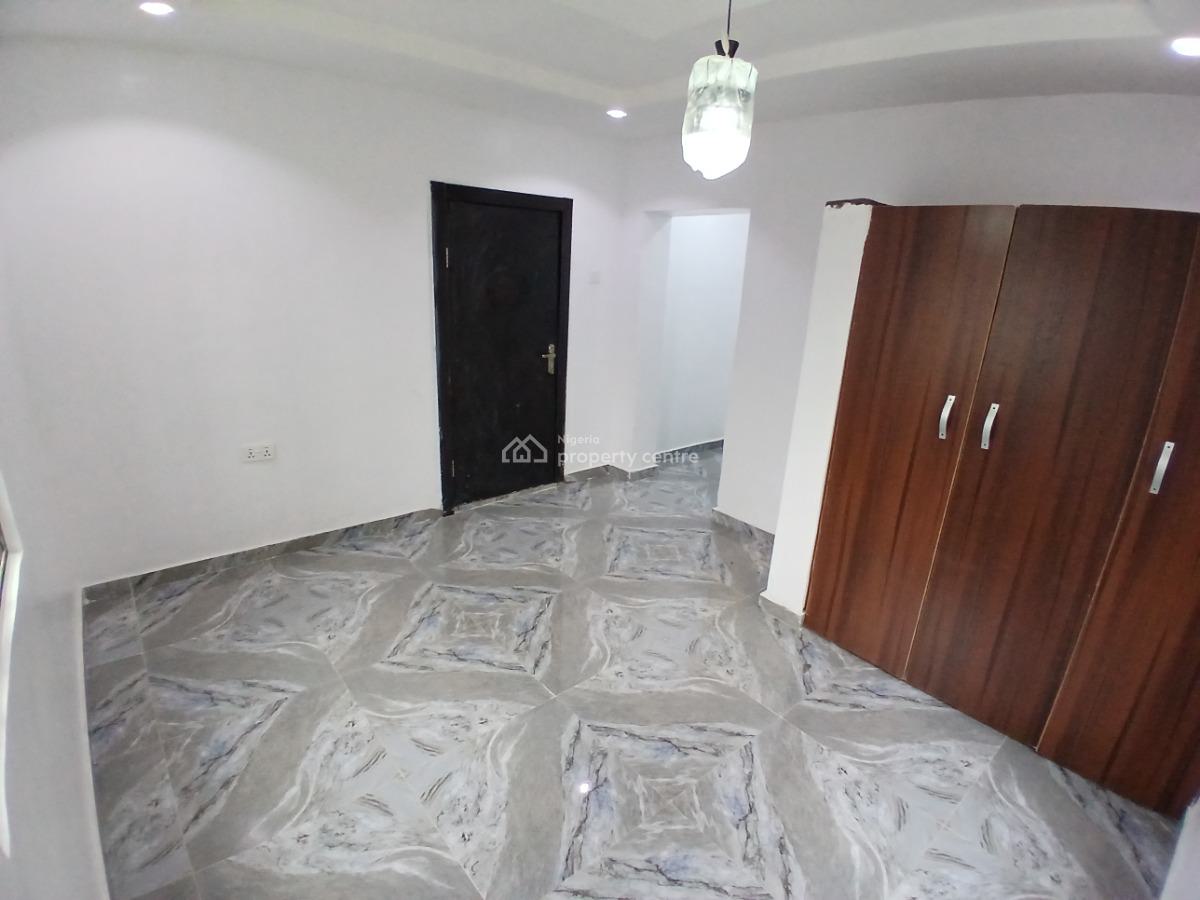 Newly Built 3 Bedroom Flat, Alexander, Oluyole Extension, Ibadan, Oyo, Flat / Apartment for Rent