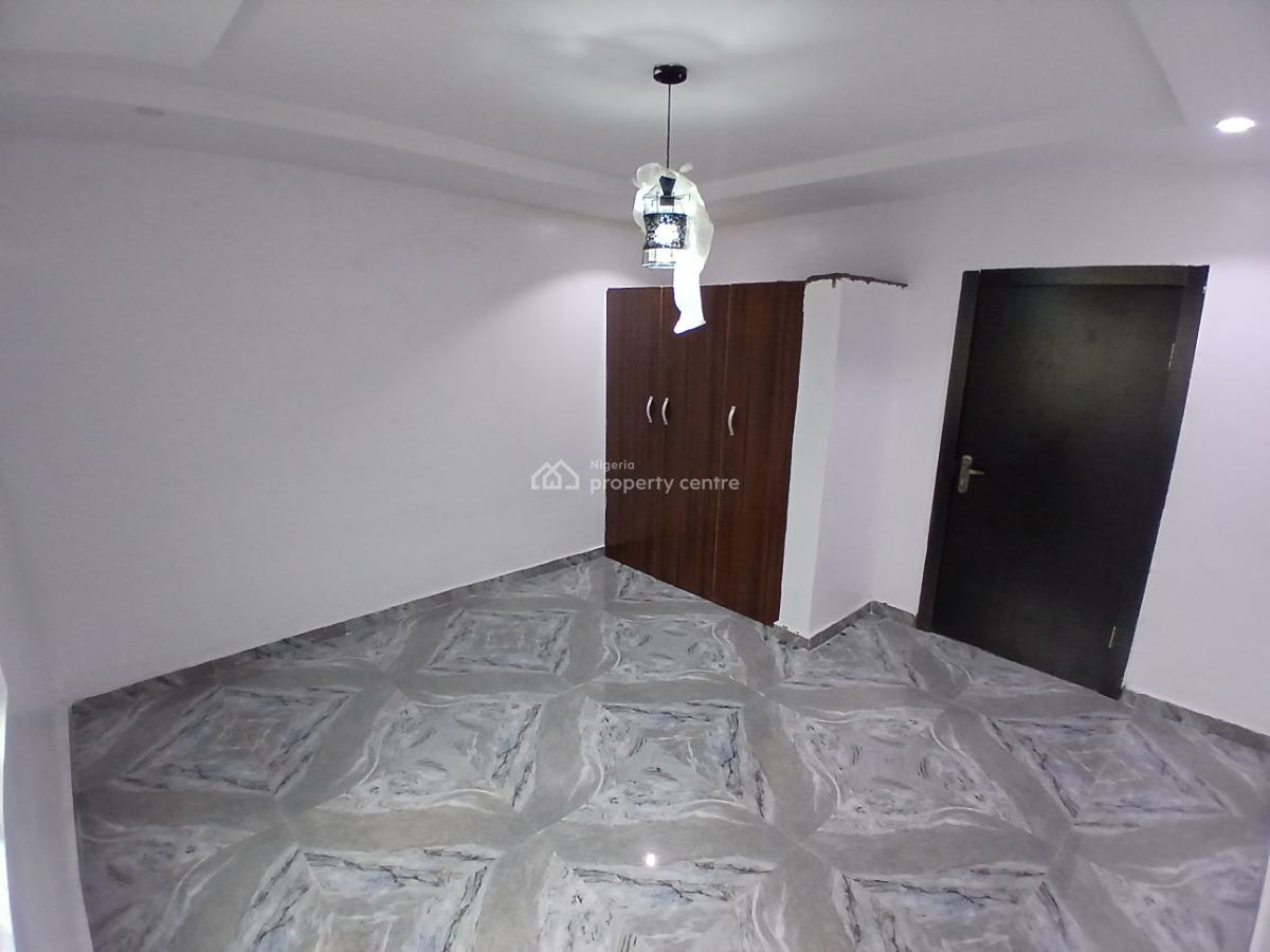 Newly Built 3 Bedroom Flat, Alexander, Oluyole Extension, Ibadan, Oyo, Flat / Apartment for Rent
