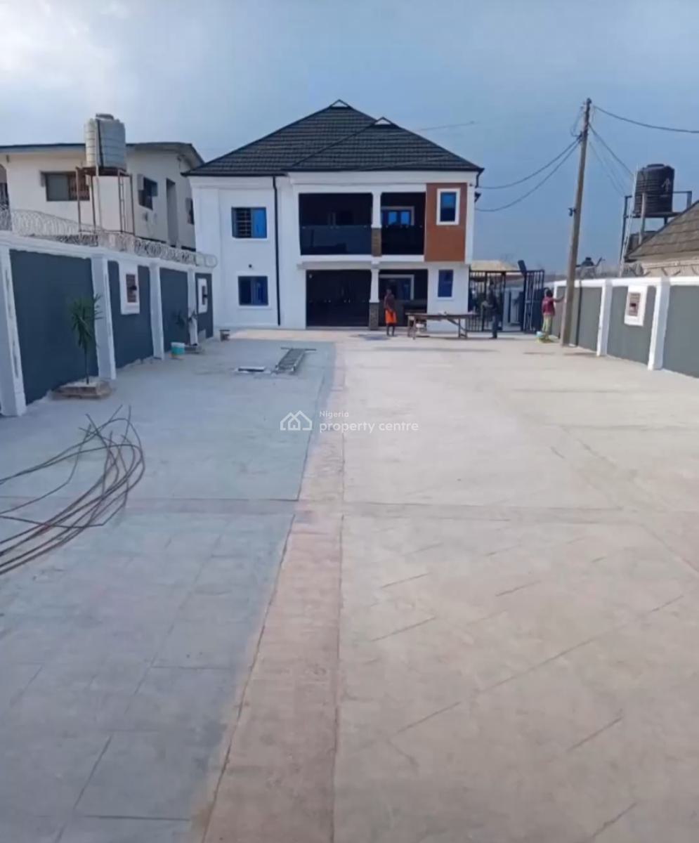 Newly Built 3 Bedroom Flat, Alexander, Oluyole Extension, Ibadan, Oyo, Flat / Apartment for Rent