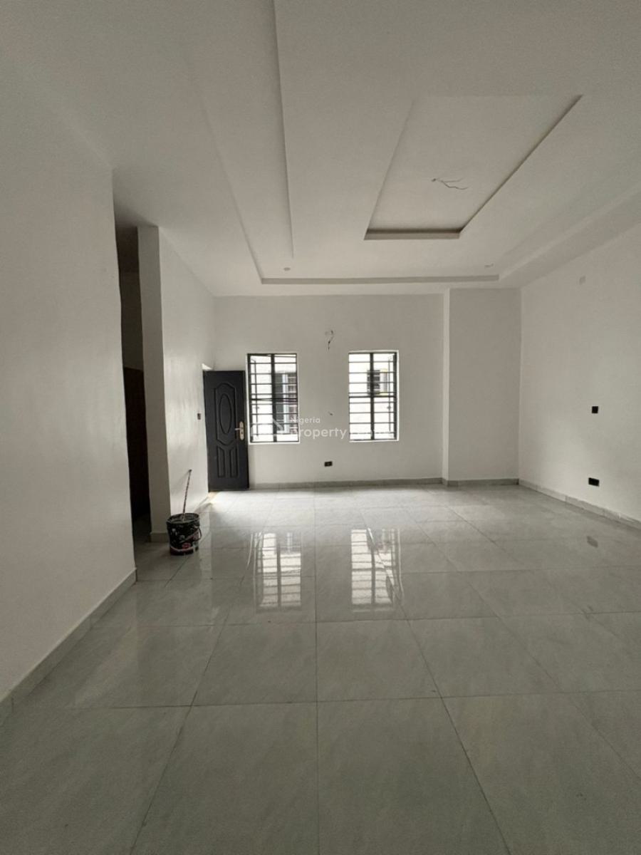 Spacious Miniflat Upstairs, Royal Pine Estate Orchid Road, Lekki, Lagos, Mini Flat (room and Parlour) for Rent
