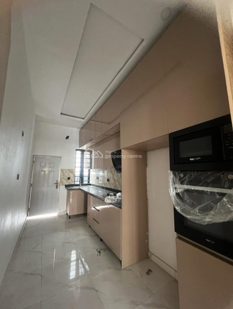 Luxury 3bedroom, Ikota, Lekki, Lagos, Terraced Duplex for Sale