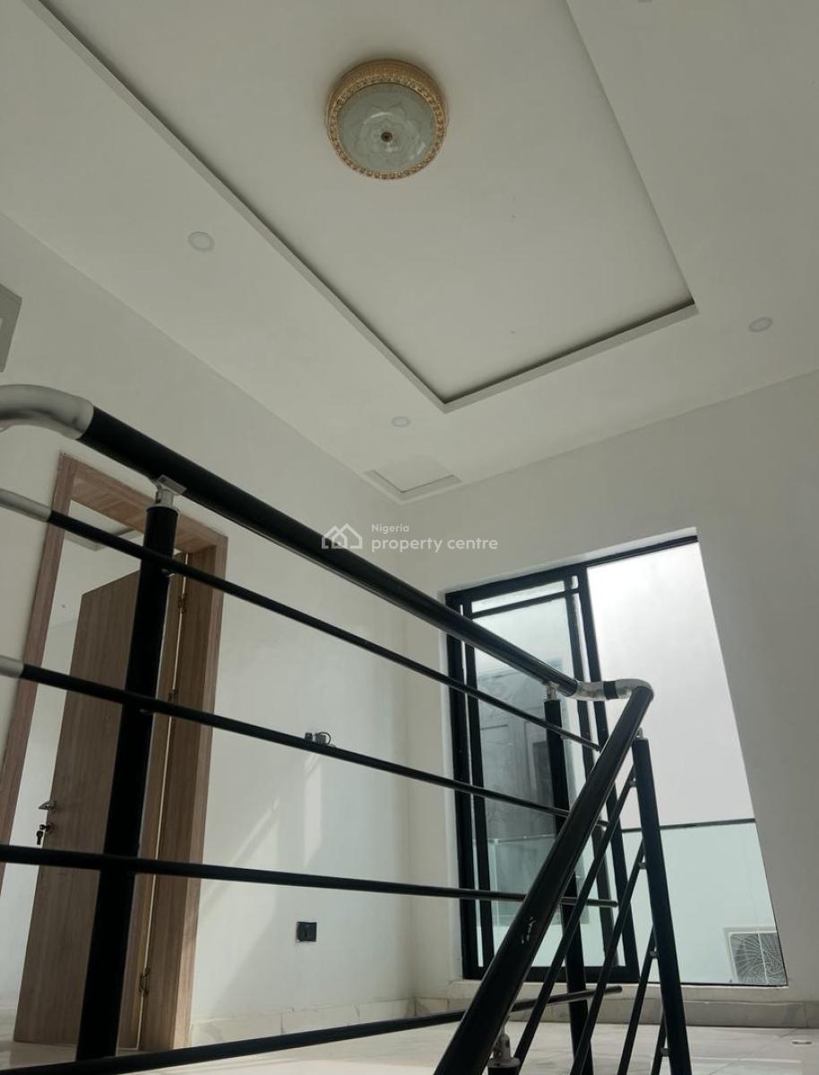 Luxury 3bedroom, Ikota, Lekki, Lagos, Terraced Duplex for Sale