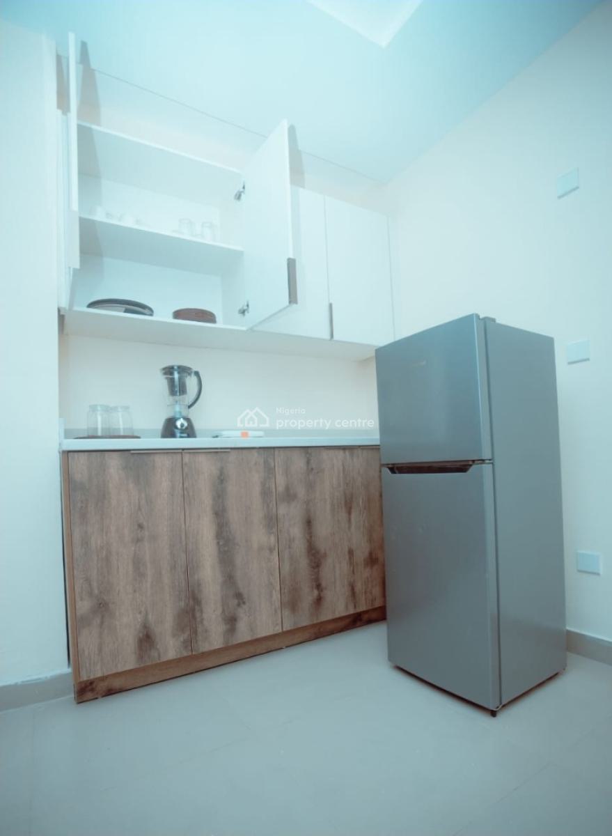 Newly 3 Bedrom Flat +bq + Elevator (upstairs), Lovely Environment @ Alagomeji Area, Yaba, Alagomeji, Yaba, Lagos, Flat / Apartment for Sale