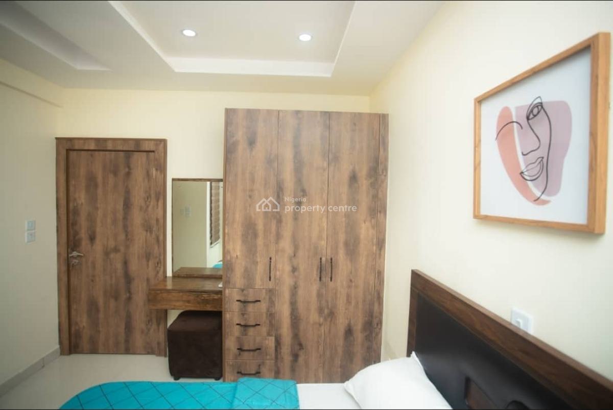 Newly 3 Bedrom Flat +bq + Elevator (upstairs), Lovely Environment @ Alagomeji Area, Yaba, Alagomeji, Yaba, Lagos, Flat / Apartment for Sale