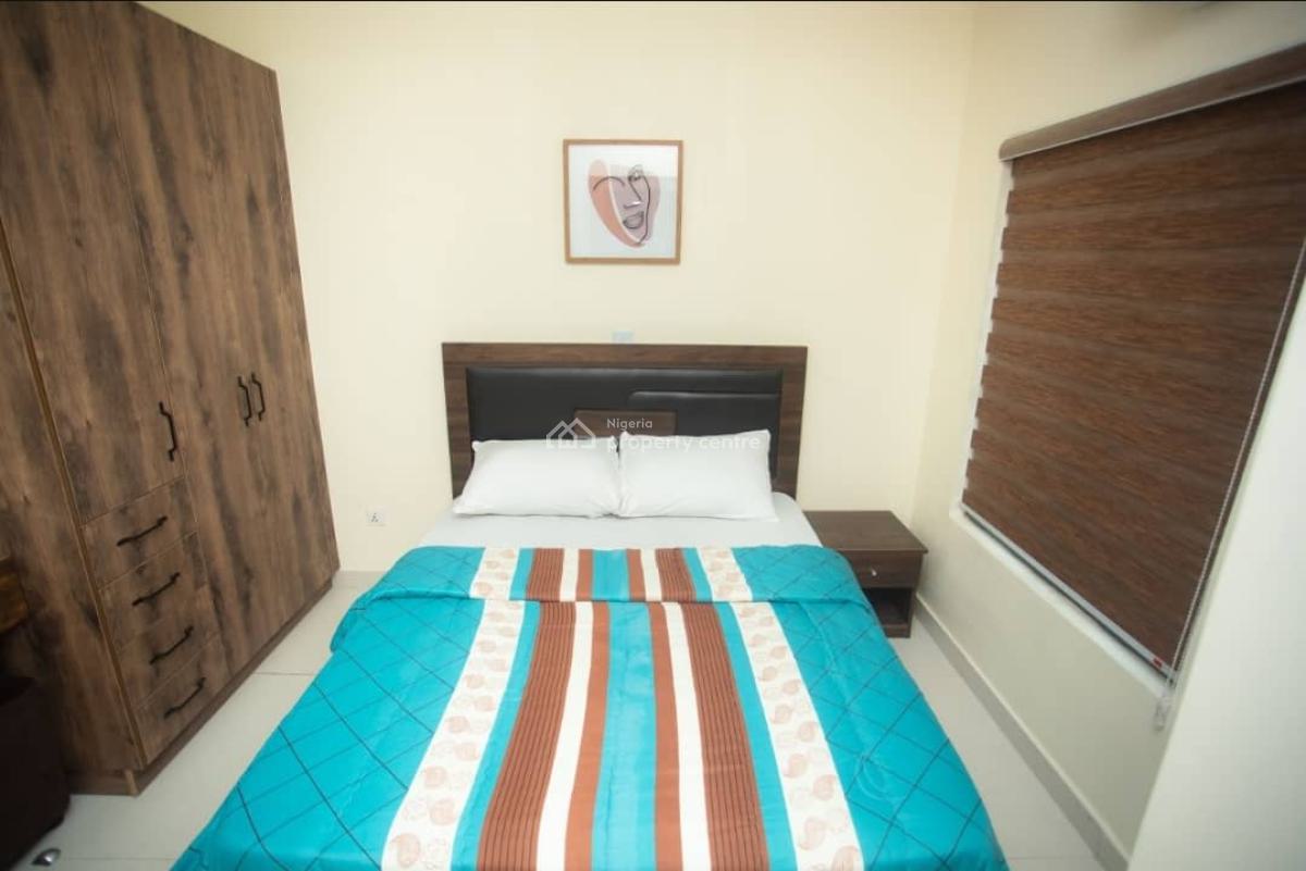Newly 3 Bedrom Flat +bq + Elevator (upstairs), Lovely Environment @ Alagomeji Area, Yaba, Alagomeji, Yaba, Lagos, Flat / Apartment for Sale