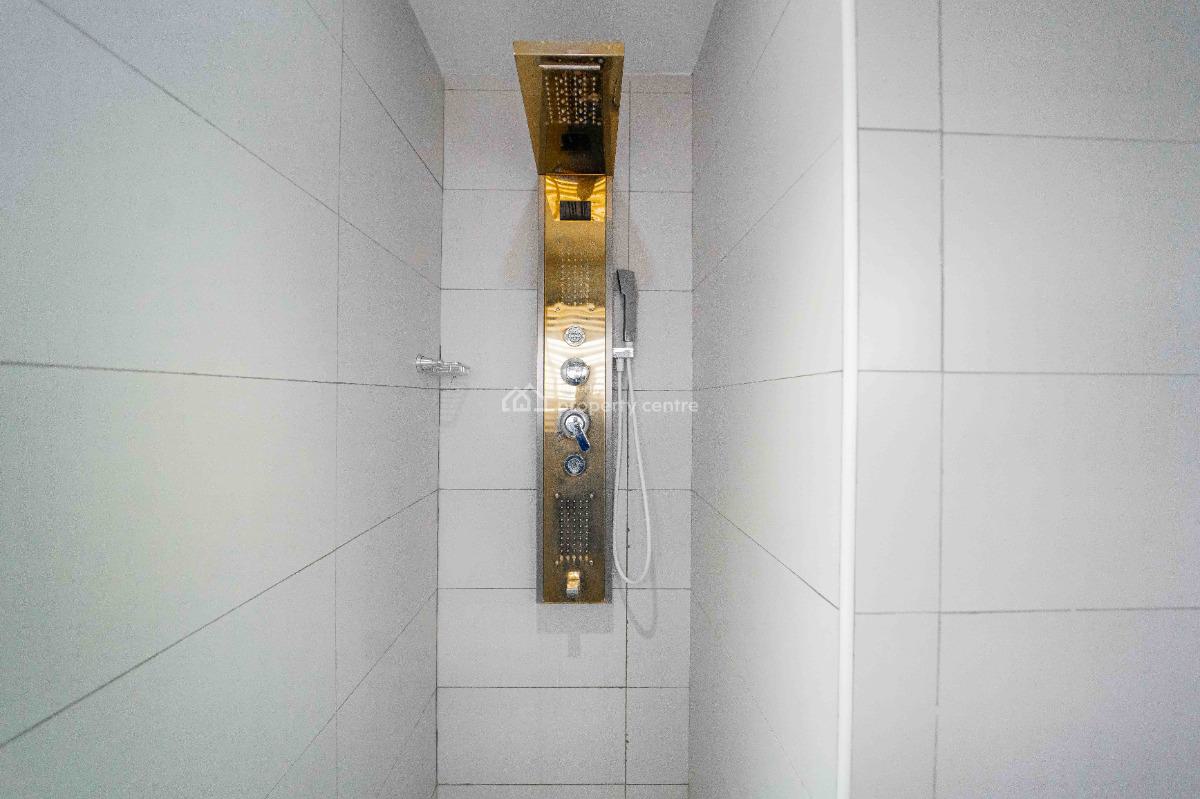 Luscious Three Bedroom Apartment with Ps5 at Oniru, Vi, Few Minutes Drive From Landmark Event Centre, Oniru, Victoria Island (vi), Lagos, Flat / Apartment Short Let