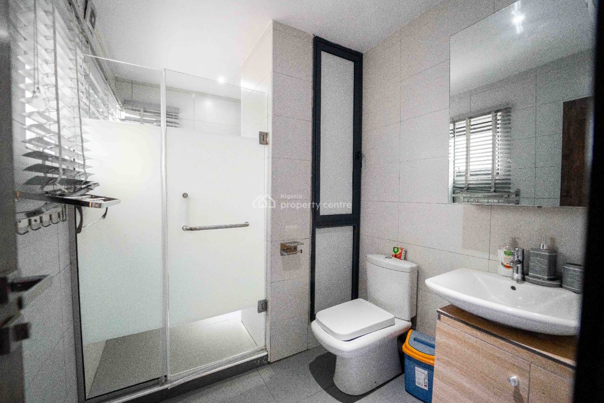 Luscious Three Bedroom Apartment with Ps5 at Oniru, Vi, Few Minutes Drive From Landmark Event Centre, Oniru, Victoria Island (vi), Lagos, Flat / Apartment Short Let