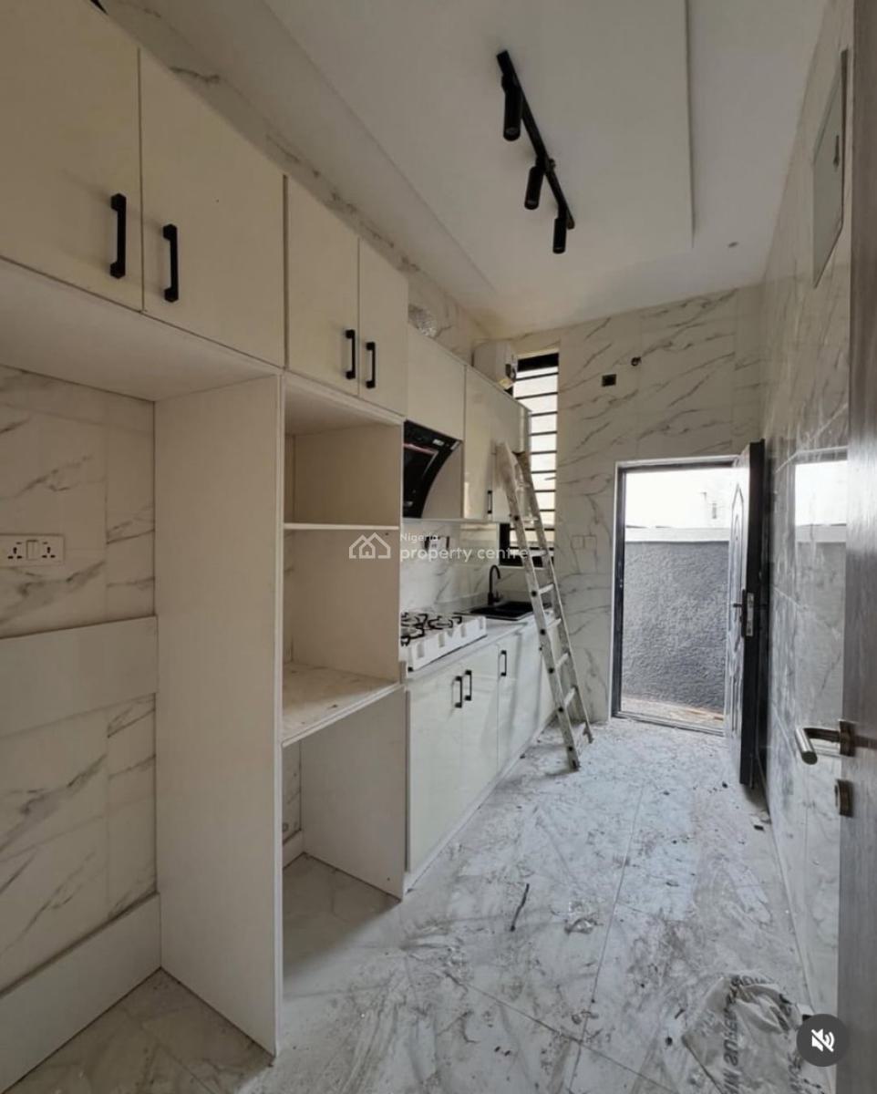 Luxury 4bedroom, Ikota, Lekki, Lagos, Terraced Duplex for Sale