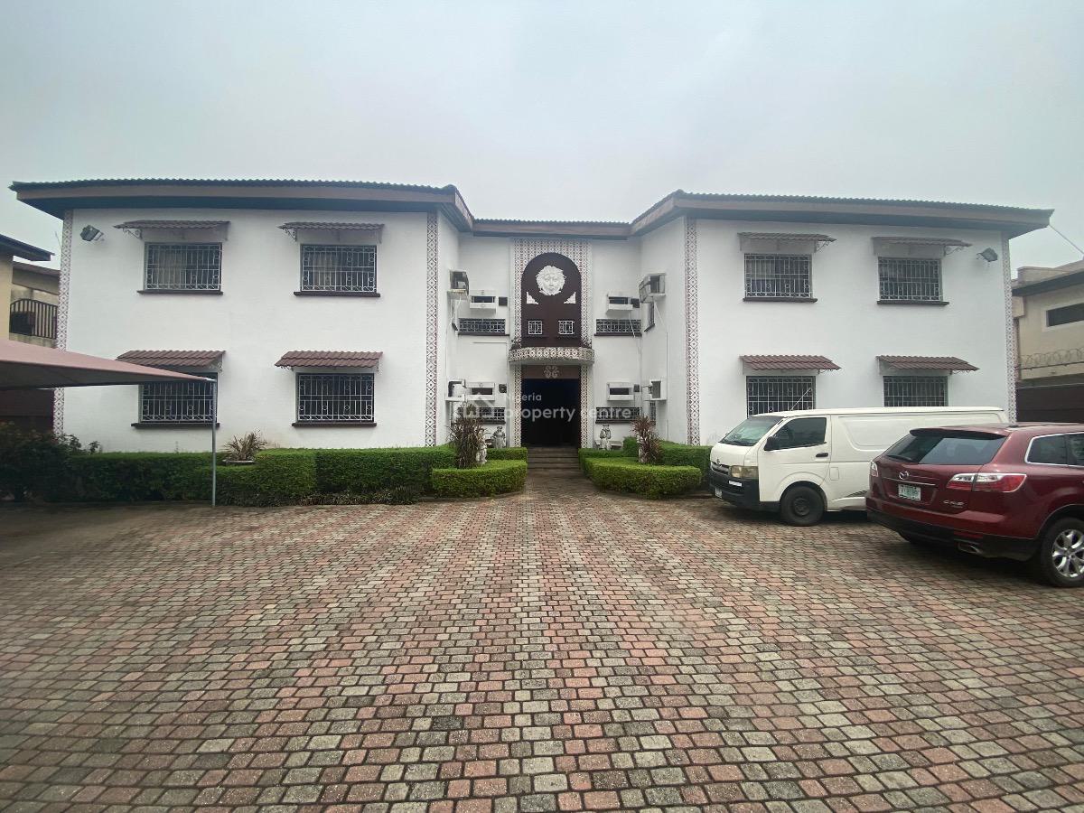 Spacious 3 Bedrooms, Abacha Estate, Ikoyi, Lagos, Flat / Apartment for Rent