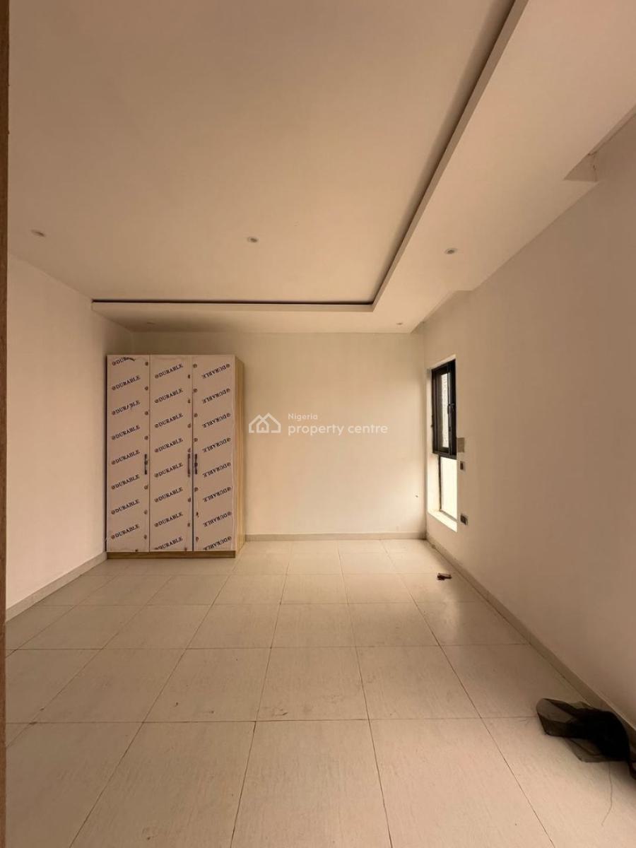 2 Bedroom Apartment, Lekki Phase 1, Lekki, Lagos, Flat / Apartment for Rent