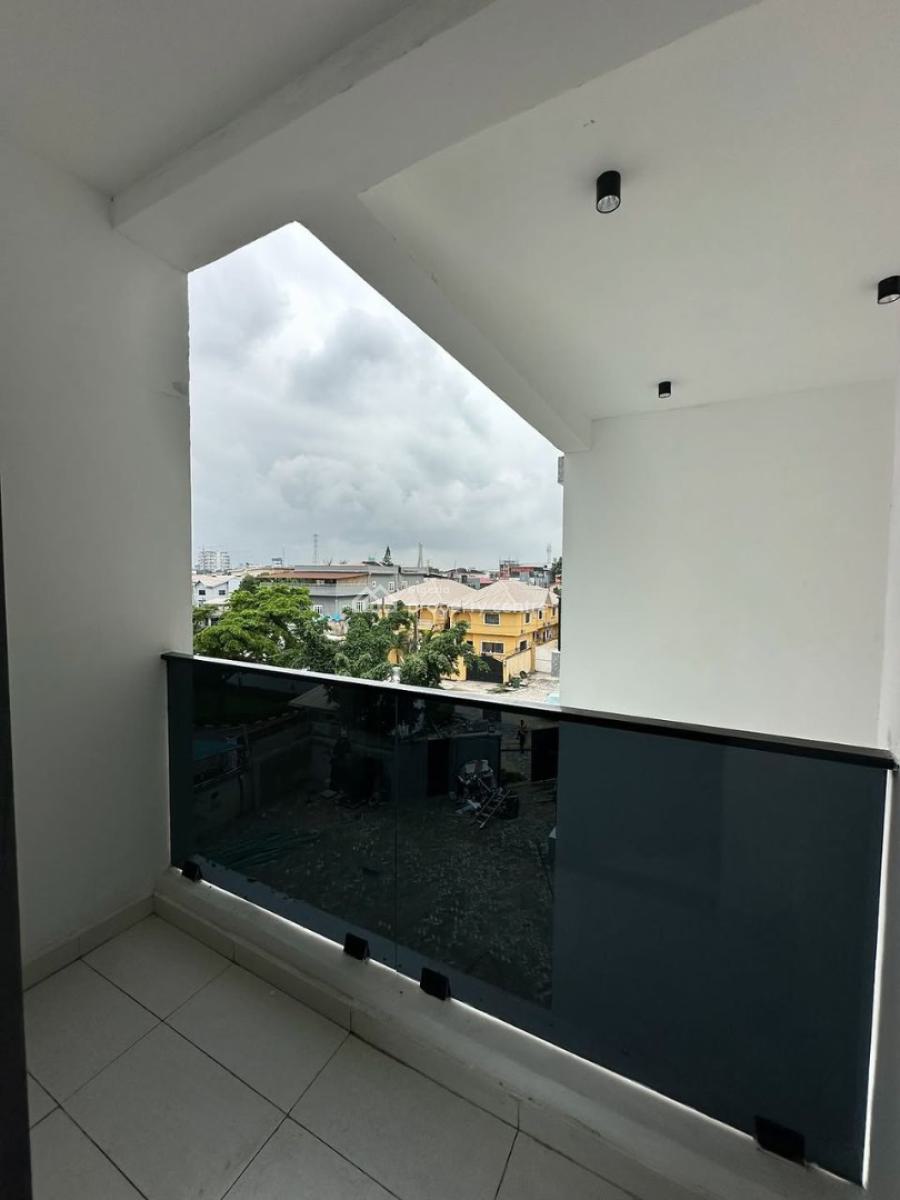 2 Bedroom Apartment, Lekki Phase 1, Lekki, Lagos, Flat / Apartment for Rent