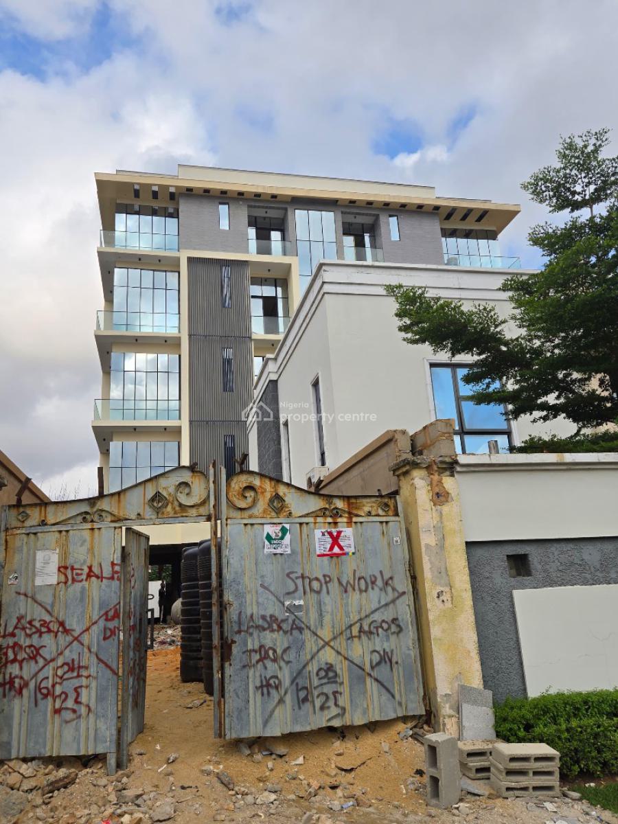 Newly Built and Luxurious 3 Bedroom Apartment with a Pool,elevator, Lekki Phase 1, Lekki, Lagos, Flat / Apartment for Sale