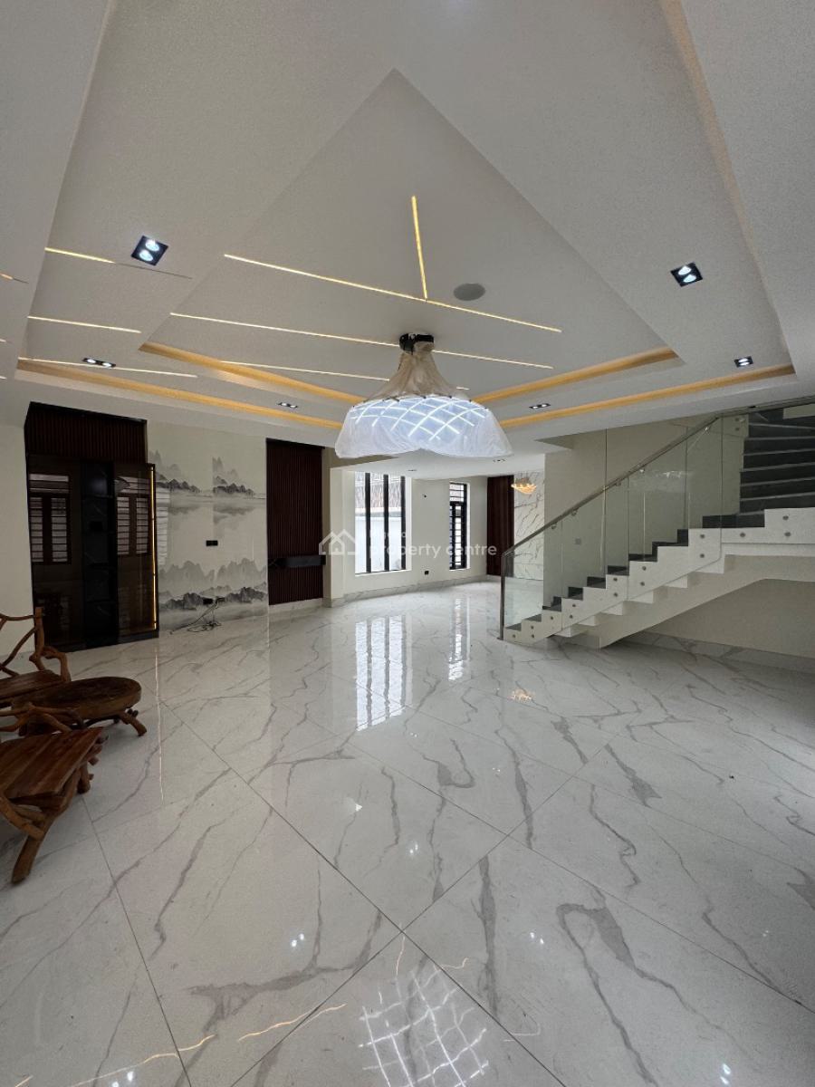 Exclusive 5-bedroom Duplex in Lekki Phase 1, Smart Home, Pool,gym, Features a Rooftop Terrace, Massive Compound Space, Lekki Phase 1, Lekki, Lagos, Detached Duplex for Sale