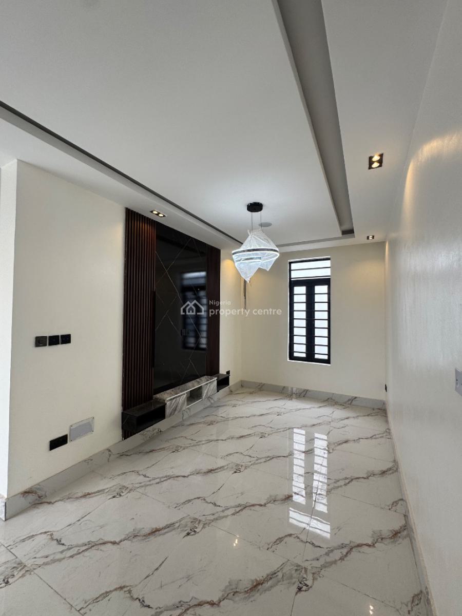 Exclusive 5-bedroom Duplex in Lekki Phase 1, Smart Home, Pool,gym, Features a Rooftop Terrace, Massive Compound Space, Lekki Phase 1, Lekki, Lagos, Detached Duplex for Sale