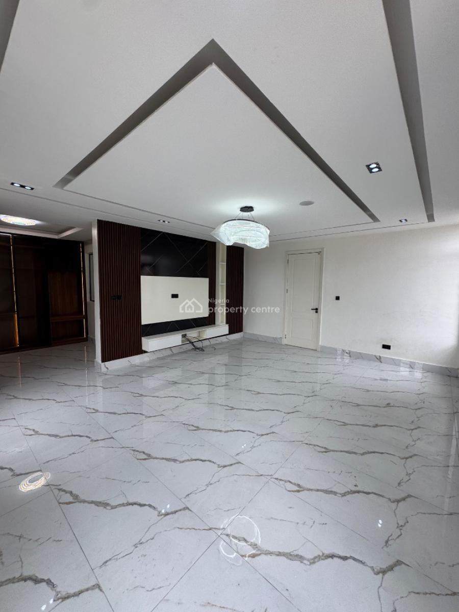 Exclusive 5-bedroom Duplex in Lekki Phase 1, Smart Home, Pool,gym, Features a Rooftop Terrace, Massive Compound Space, Lekki Phase 1, Lekki, Lagos, Detached Duplex for Sale