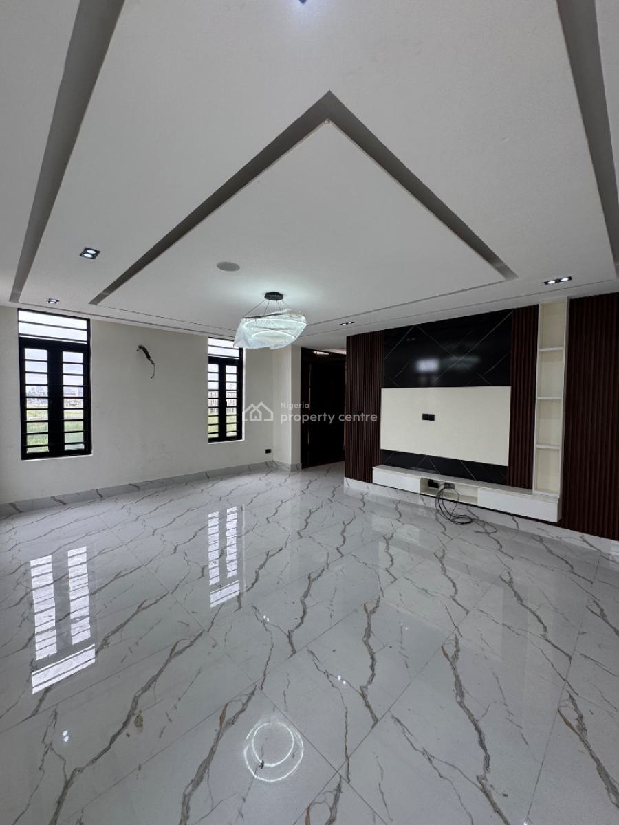 Exclusive 5-bedroom Duplex in Lekki Phase 1, Smart Home, Pool,gym, Features a Rooftop Terrace, Massive Compound Space, Lekki Phase 1, Lekki, Lagos, Detached Duplex for Sale