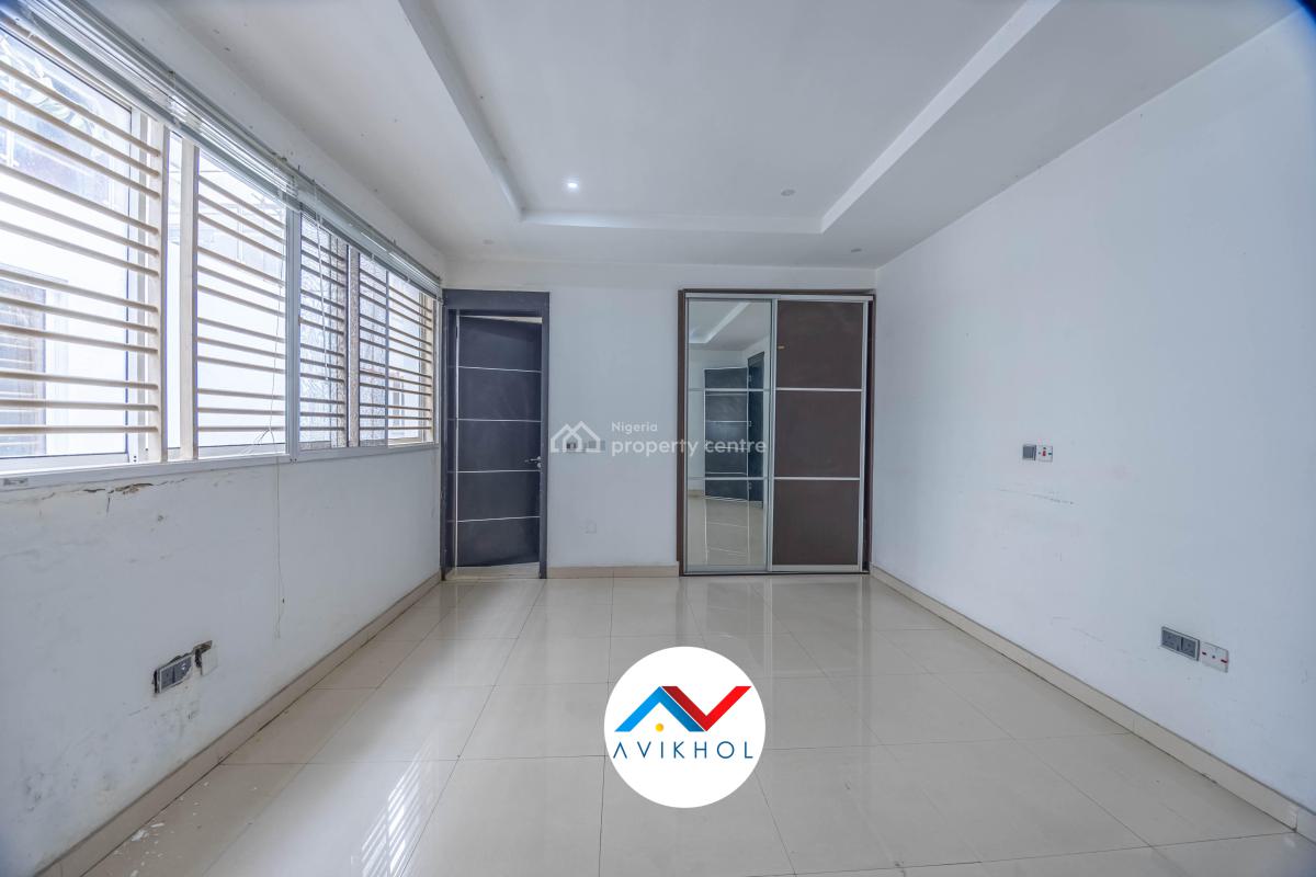 Massive Fully Serviced 4 Bedroom Semi-detached Duplex with Bq, Osapa, Lekki, Lagos, Semi-detached Duplex for Sale