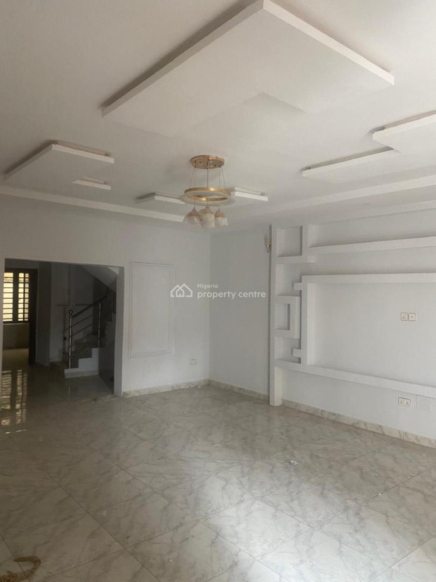 4 Bedrooms Semi Detached Duplex with Bq, Ologolo, Lekki, Lagos, Semi-detached Duplex for Sale