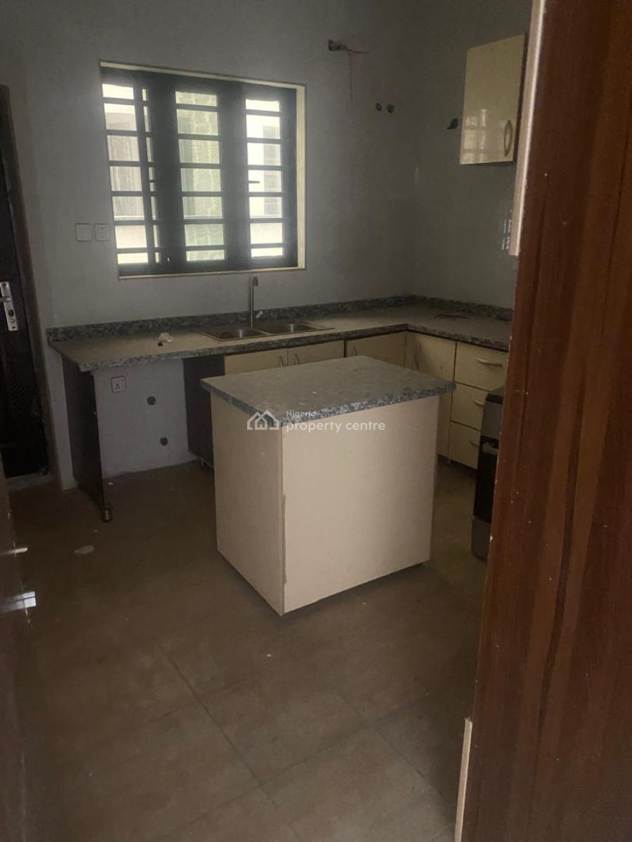 4 Bedrooms Semi Detached Duplex with Bq, Ologolo, Lekki, Lagos, Semi-detached Duplex for Sale