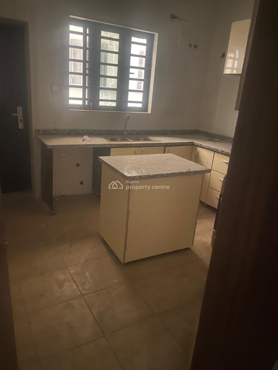 4 Bedrooms Semi Detached Duplex with Bq, Ologolo, Lekki, Lagos, Semi-detached Duplex for Sale