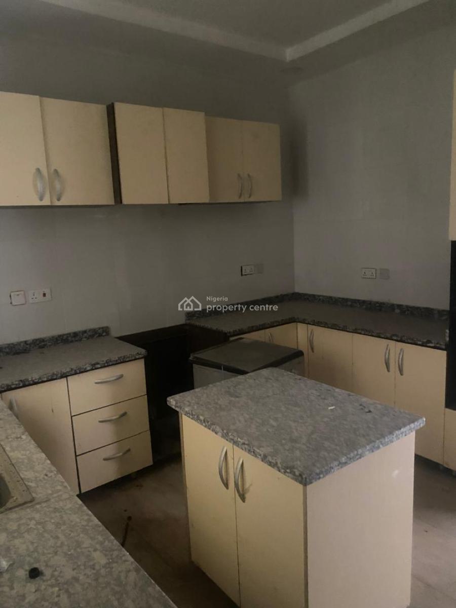 4 Bedrooms Semi Detached Duplex with Bq, Ologolo, Lekki, Lagos, Semi-detached Duplex for Sale