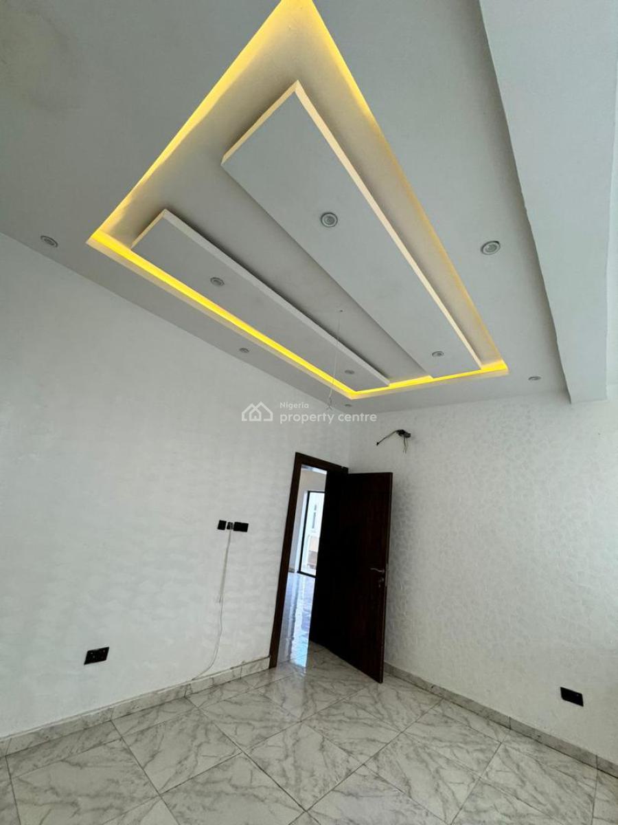 Spacious Luxurious 6 Bedroom Semi Detached Duplex, Jakande, Lekki, Lagos, Semi-detached Duplex for Sale