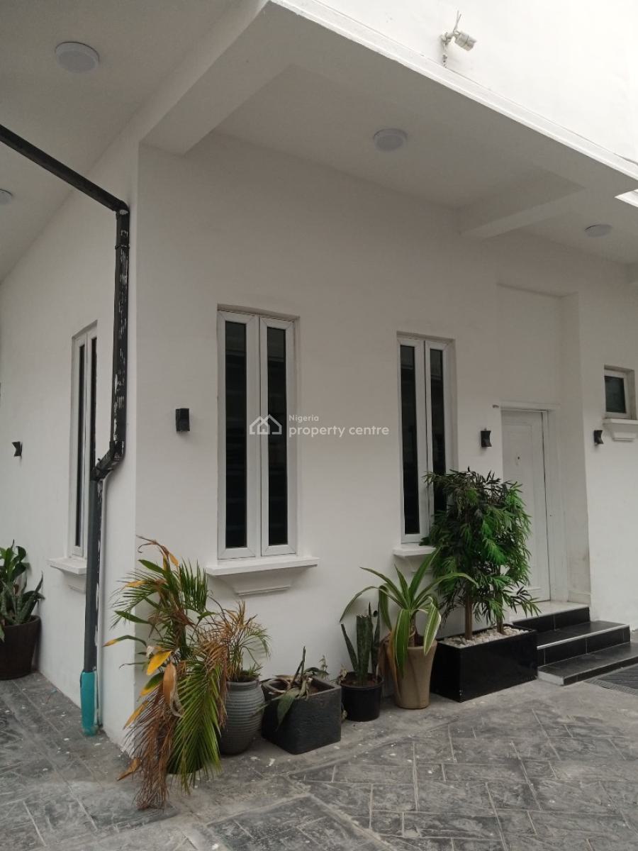 4bedroom Semi Detached Duplex, Off Orchid Road, Lekki, Lagos, Semi-detached Duplex for Sale
