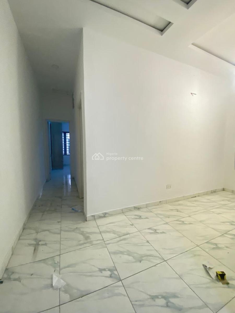 Partly Furnished Self Contain, Oral Extension, Lekki Expressway, Lekki, Lagos, Self Contain (single Rooms) for Rent