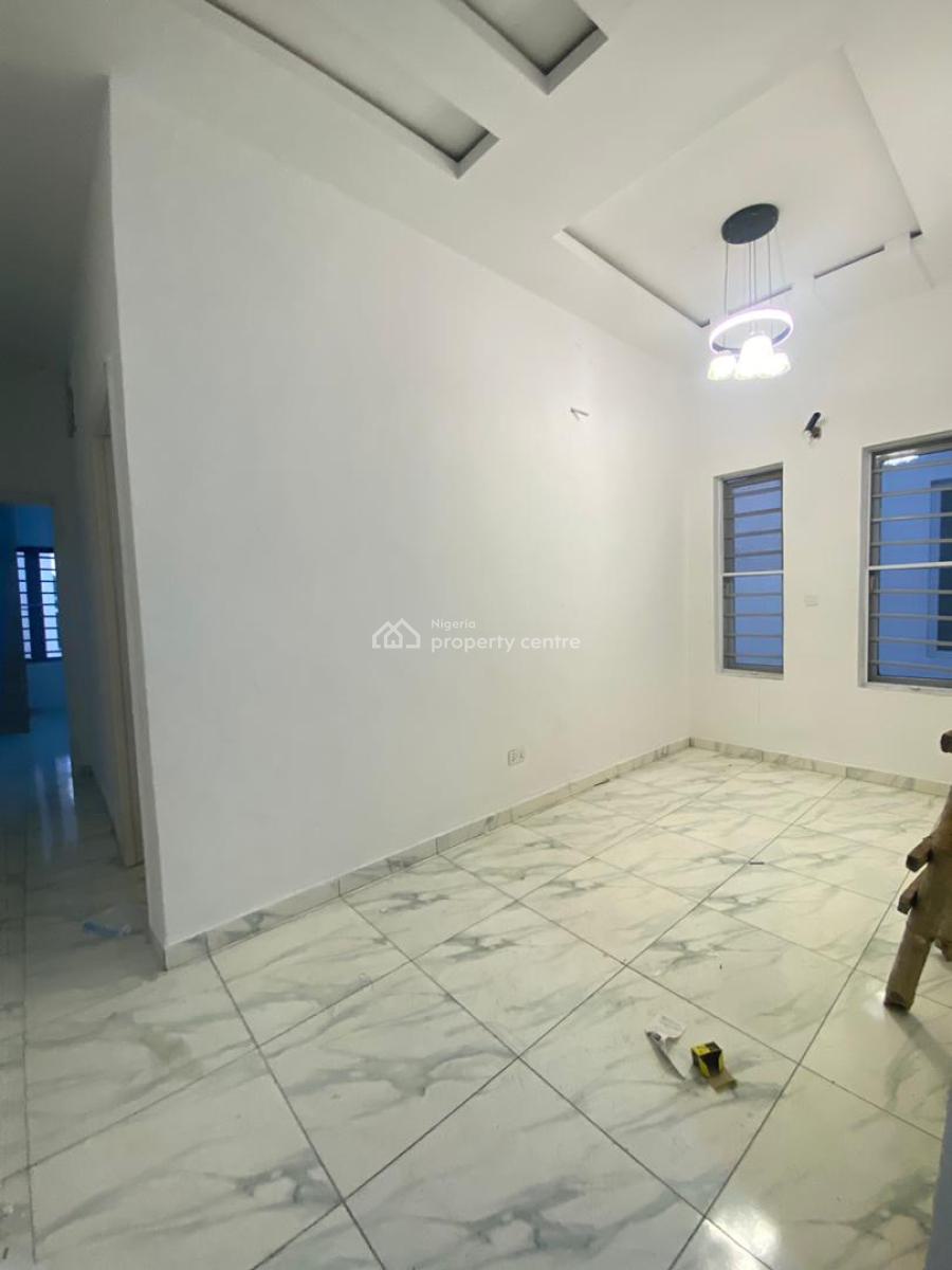 Partly Furnished Self Contain, Oral Extension, Lekki Expressway, Lekki, Lagos, Self Contain (single Rooms) for Rent