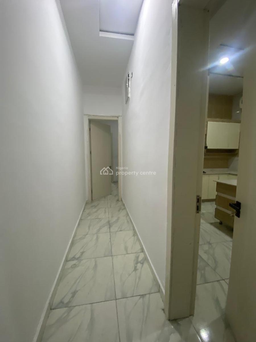 Self Contain, Oral Estate, Lekki Expressway, Lekki, Lagos, Self Contain (single Rooms) for Rent